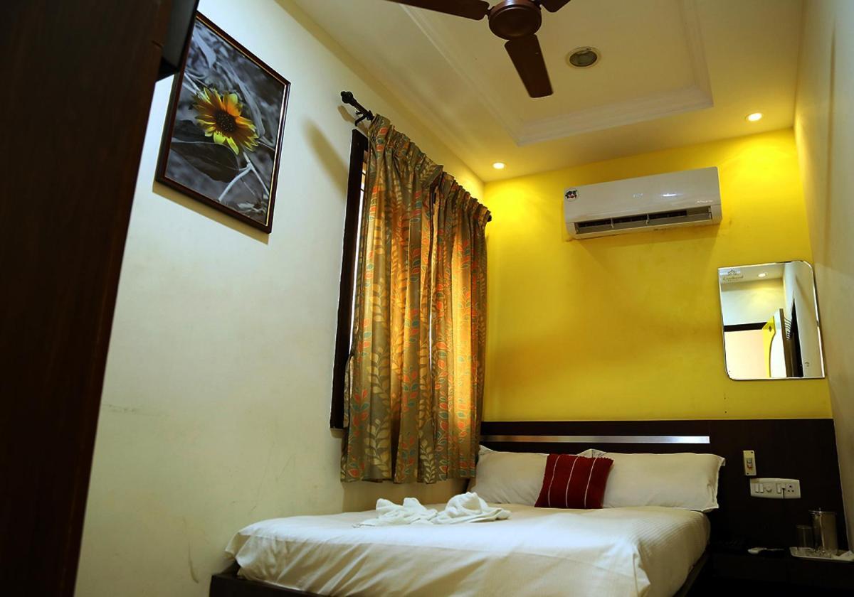 Landmaark Hotels Tiruppur Exterior foto